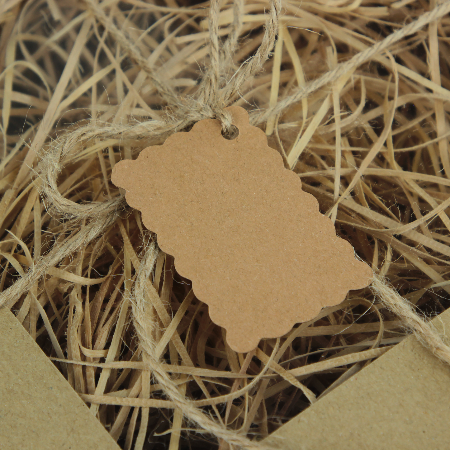 Zawieszka ozdobna w kształcie prostokąta z falowanymi brzegami, 35×55 mm, KRAFT, 50 szt